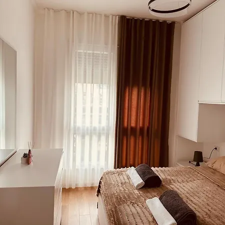 Apartament Tirana Apartment *